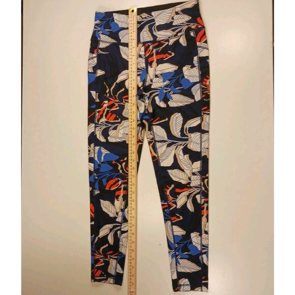 DKNY Floral Sport Leggings 'Welcome to the Jungle' - Picture 10 of 10
